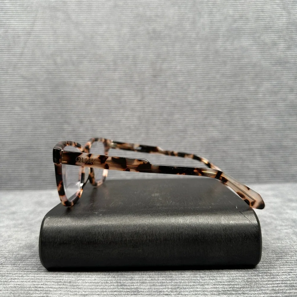 Quay Australia Hardwire Tortoise Blue Light Blocking Glasses Square 126